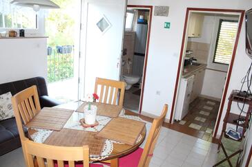Tweekamerappartement Primosten (A-27861-b)