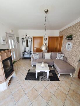 Apartmány s parkovištěm Primošten - 27868