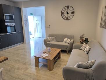 Apartamento para dos personas Primošten Burnji, Primosten (A-27873-a)