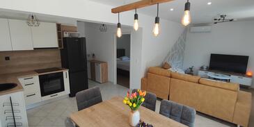 Apartmanok parkolóhellyel Grebastica, Sibenik - 27874