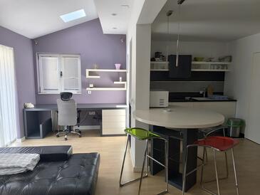 Apartmanok a tenger mellett Primosten - 27880