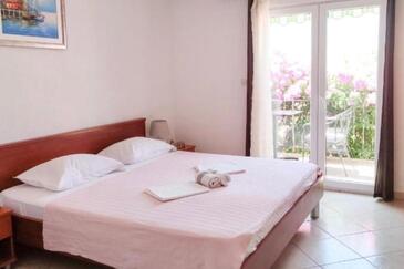 Dvojizbový apartmán Makarská - Makarska (A-27892-a)