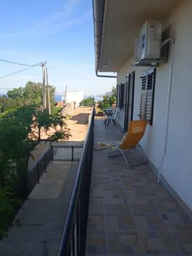 Ferienwohnungen mit Parkplatz Prizna, Senj - 27894