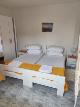 Apartmanok parkolóhellyel Bol, Brac - 27896