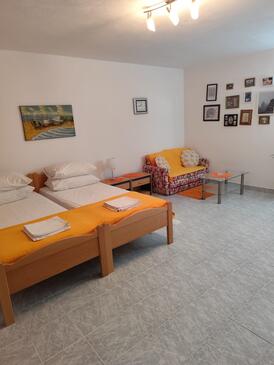 Apartmanok parkolóhellyel Bol, Brac - 27896
