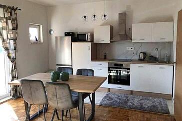 Apartamente cu parcare Marina, Trogir - 27908