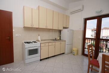 Apartments with parking space Rastići, Čiovo - 2794