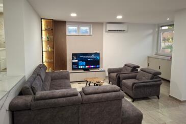 Apartmány s parkovištěm Zadar - 27940