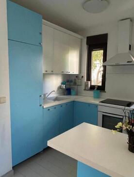 Sommerhus med parkering Maslenica, Novigrad - 27978