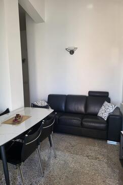 Ferienwohnungen mit Pool für Familien Solaris, Sibenik - 27992