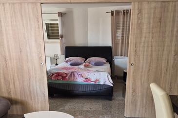 Ferienwohnungen mit Pool für Familien Solaris, Sibenik - 27992