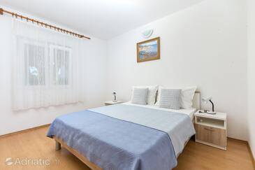 Apartmány pri mori Rogoznica - 28008