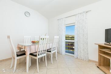 Appartements près de la mer Rogoznica - 28008