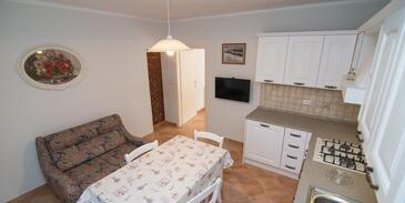 Leiligheter med parkering Mali Losinj, Losinj - 28042