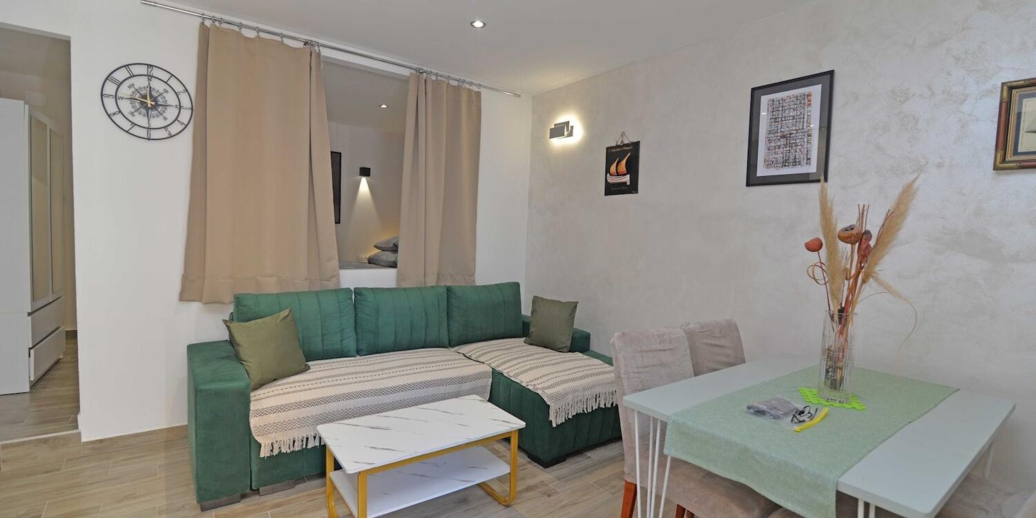 Lejligheder ved havet Veli Losinj, Losinj - 28053