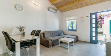 Apartamente lângă mare Veli Losinj, Losinj - 28061