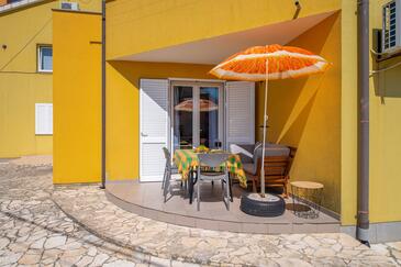 Lejlighedens parkeringsplads Belej, Cres - 28068