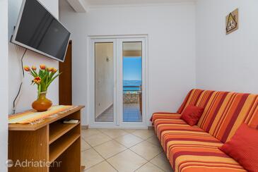 Apartments with parking space Duće, Omiš - 2812