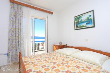 Apartments with parking space Stanići, Omiš - 2818