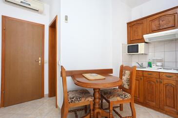 One bedroom apartment Stanići, Omiš (A-2818-a(