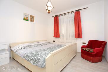 Apartments with parking space Stanići, Omiš - 2818