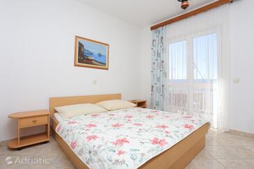 Apartments with parking space Stanići, Omiš - 2818