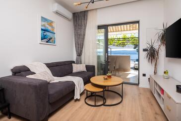 One bedroom apartment Stanići, Omiš (A-2819-a(