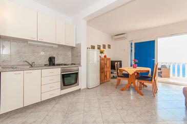 Apartmani s parkingom Pisak, Omiš - 2827