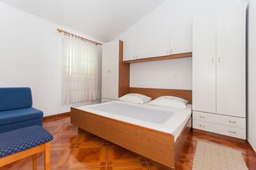 Apartmani s parkingom Pisak, Omiš - 2827