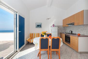 Апартаменты с парковкой Писак - Pisak, Омиш - Omiš - 2827