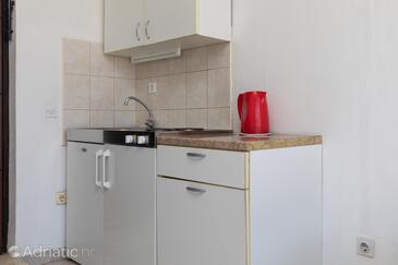 Apartments by the sea Nemira, Omiš - 2828