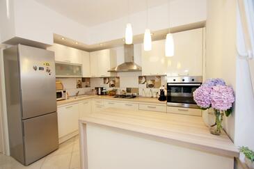 Apartmány s parkovištěm Sutivan, Brač - 2842