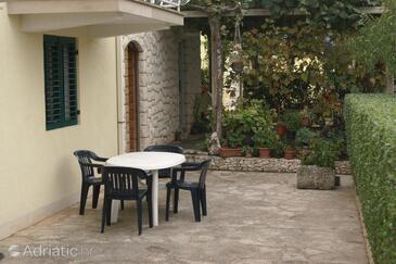 Appartements avec parking Supetar, Brac - 2850