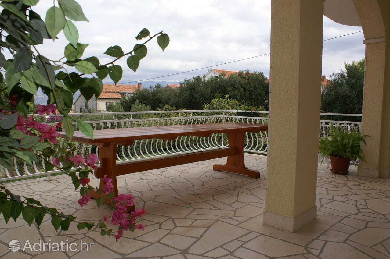 Appartements avec parking Supetar, Brac - 2850