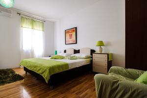 One bedroom apartment Sutivan, Brač (A-2851-b(