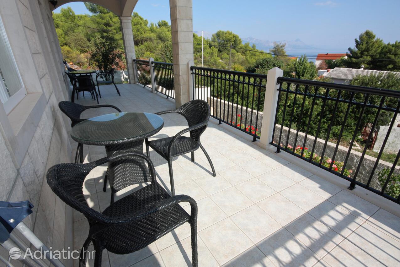 Apartments by the sea Sumartin, Brač - 2871