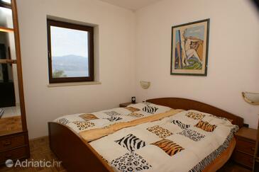 Apartments with swimming pool Splitska, Brač - 2889