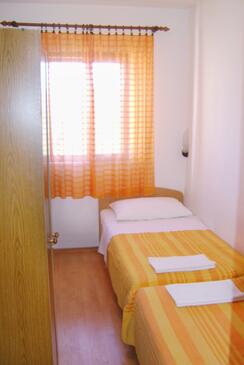 Apartmanok parkolóhellyel Bol, Brac - 2892