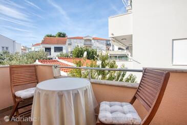 Apartments by the sea Rogoznica - 2895