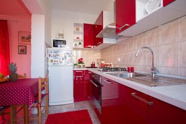 Apartmaji s parkingom Supetar, Brač - 2896