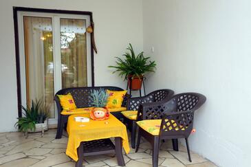 Apartmaji s parkingom Supetar, Brač - 2896