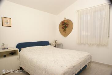 Isolated apartments with a parking space Cove Vela Farska, Brač - 2897