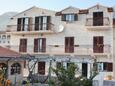 Szálláshely Bol, Brač, Szálláshely 2899 - Apartmanok kavicsos stranddal.