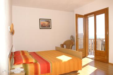 Apartmani s parkingom Bol, Brač - 2900