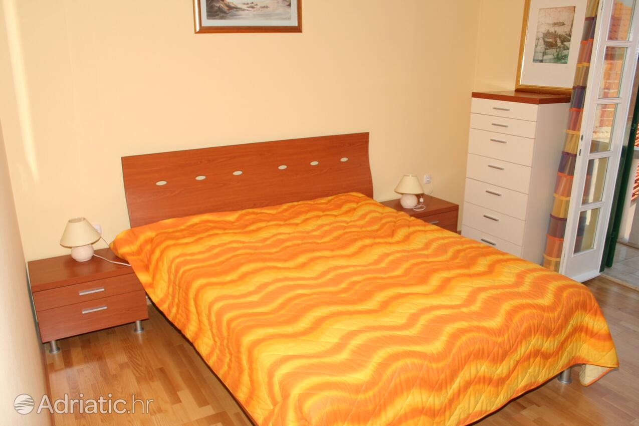 Apartments with WiFi Postira, Brač - 2906