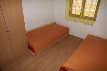 Apartments with terrace Vir, North Dalmatia