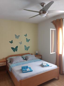 Apartmanok parkolóhellyel Postira, Brac - 2911