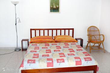 Apartmaji s parkingom Postira, Brač - 2919