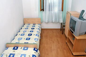 Apartamente cu parcare Postira, Brac - 2919
