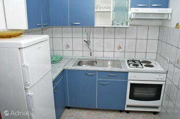 Apartmány s parkoviskom Postira, Brač - 2919